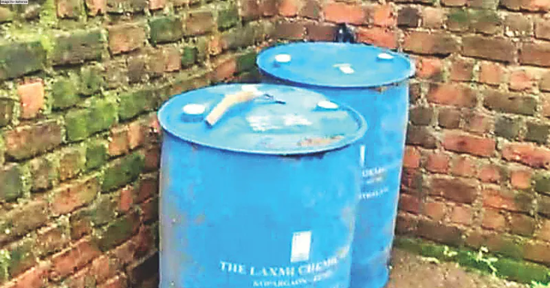 Police bust illegal liquor manufacturing factory