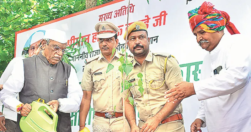 Guv bats for agri-tech, eco-tourism in Raj