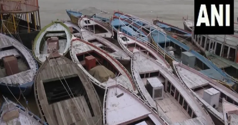UP: Varanasi boatmen struggle as Ganga water levels rise; livelihoods hit
