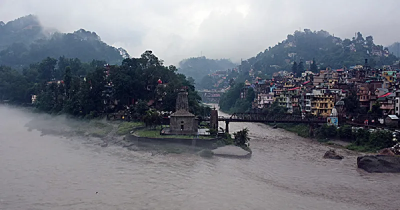 Monsoon disruptions in Himachal: 399 roads, 704 power lines, 178 water schemes hit