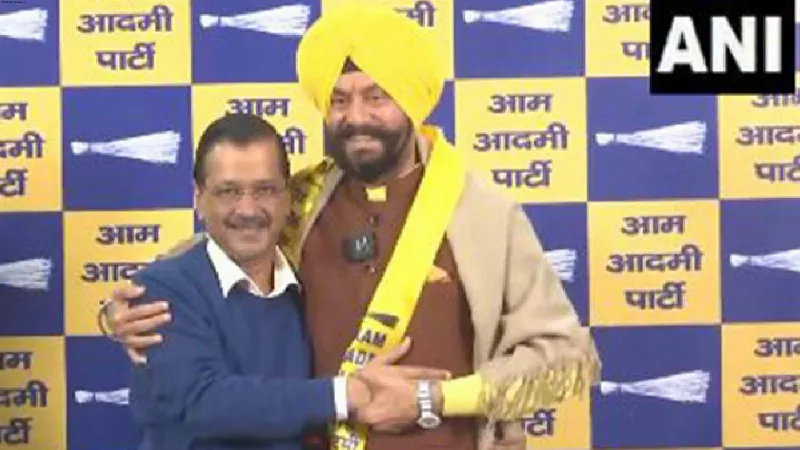 Delhi: Former BJP MLA & Padma Shri awardee Jitender Singh Shunty joins AAP