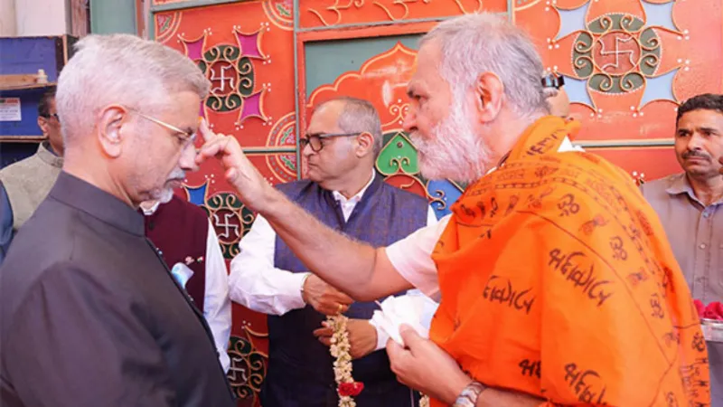 EAM Jaishankar visits Shreenath Ji temple in Manama, calls it 