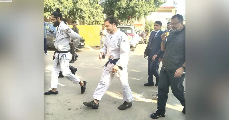 Rahul Gandhi demonstrates karate techniques to students