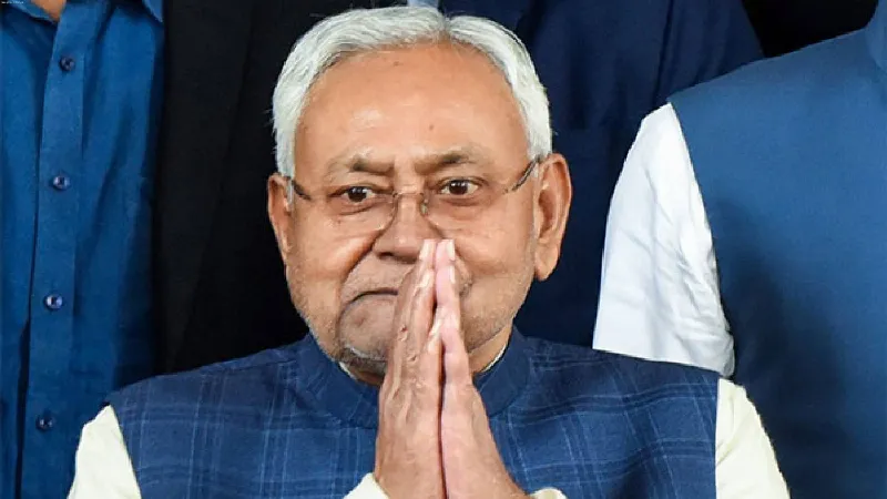 Bihar CM Nitish Kumar mourns demise of Mahavir Mandir Trust Secretary Kishore Kunal