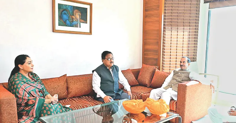 BJP State in-charge meets leaders over party affairs