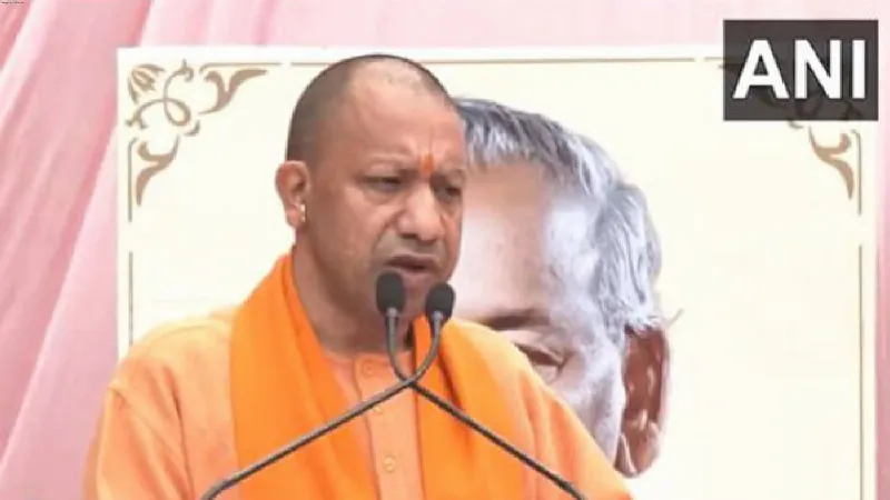 UP CM Yogi pays tribute to Kalyan Singh in Lucknow