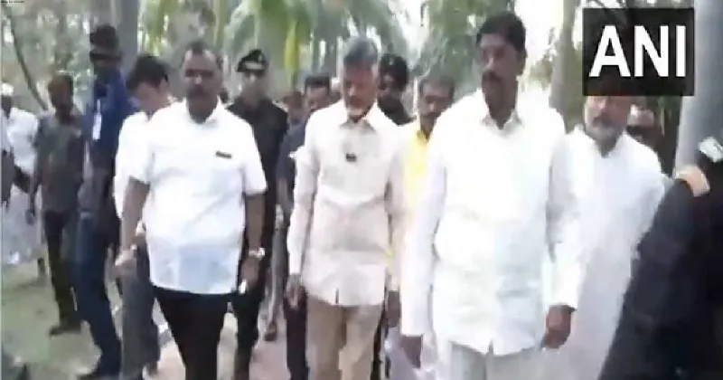 Chandrababu Naidu takes stock of situation at Tirupati, revenue minister announces ex-gratia worth Rs 25 lakh