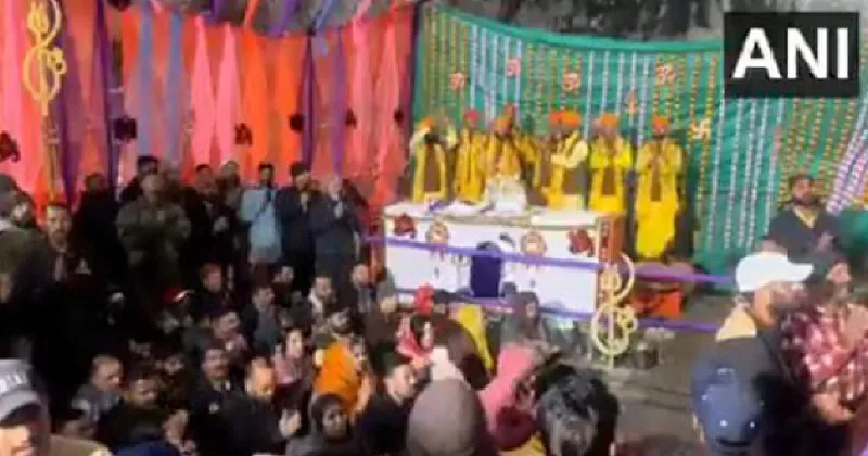 Pilgrims chant bhajans as they reach the Holy Amarnath Cave
