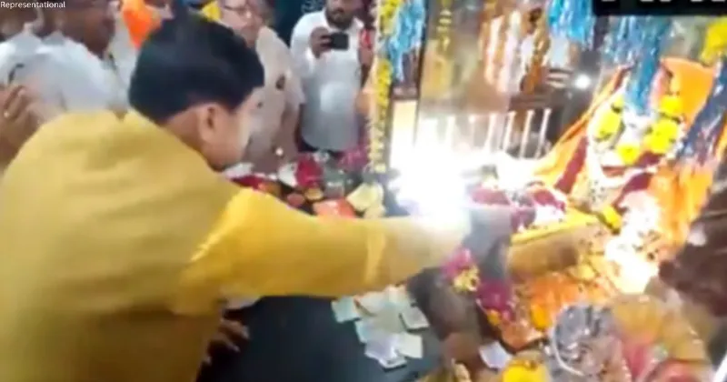 MP CM Mohan Yadav offers prayers at Ujjain's Maharshi Sandipani Ashram on Guru Purnima