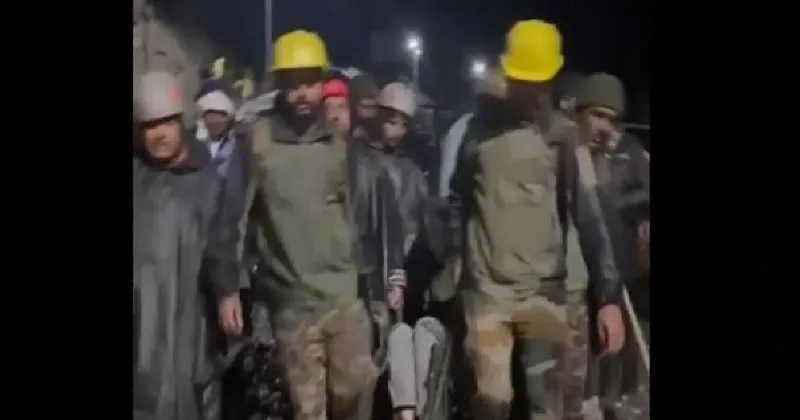 J-K: Indian Army responds swiftly to assist Amarnath yatris
