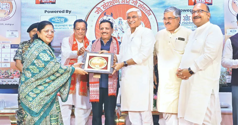 Govt offering Rs 1,200 cr aid to Gaushalas: Kumawat