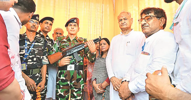 Gehlot: Statues of heroes are messages to youth