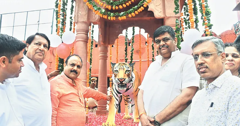 Forest Min Sharma unveils memorial for tigress ‘Machhli’ at R’bore