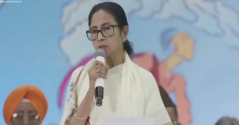 West Bengal: CM Mamata announces Rs 1.10 lakh grant to each Durga Puja committee