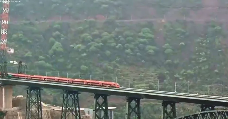 Engineering excellence of Chenab Bridge draws Amarnath pilgrims