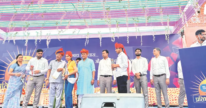 Devnani honours meritorious students, urges them to aim high
