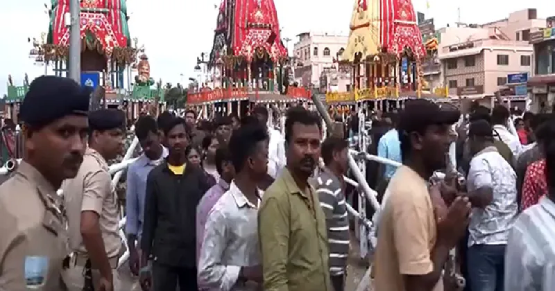 Odisha: Devotees throng Puri on fourth day of annual Rath Yatra