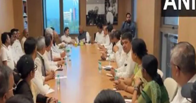 Mallikarjun Kharge chairs meeting of West Bengal Congress leaders in Delhi