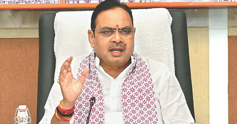 CM urges fast-track clearance of pending departmental cases