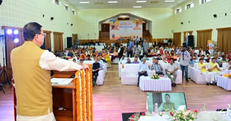 CM Dhami meets Yuvak, Mahila Mangal Dal representatives; announce incentives