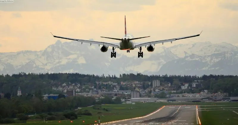 14 Delhi-bound flights diverted to Jaipur, Dehradun due to low visibility