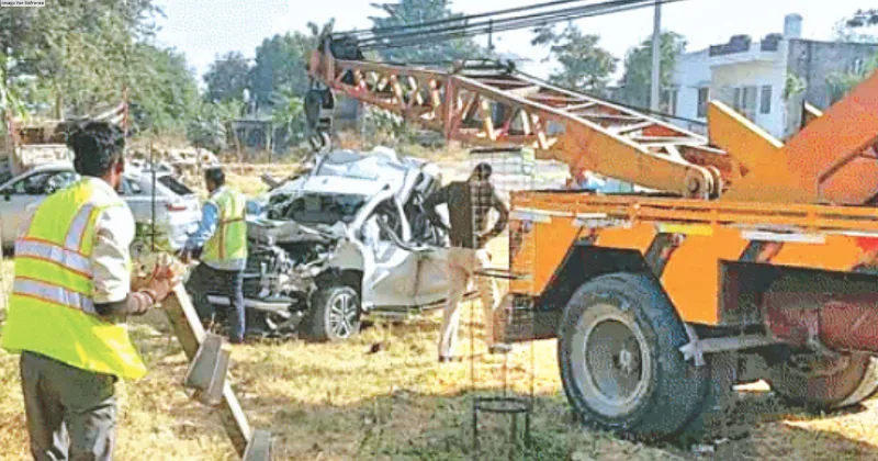 Bus hits car, nine pilgrims injured on way to Ajmer dargah