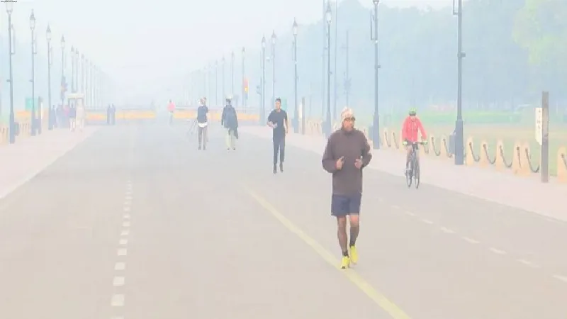 Delhi: Air quality improves from 'severe' to 'very poor', citizens complain of deteriorating health