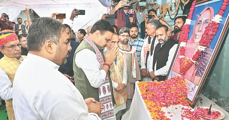 CM, BJP leaders pay condolences to Chandrashekhar’s family in UP