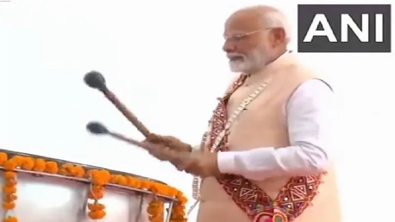 PM Modi arrives in Maharashtra; tries hands at drums, prays at Jagdamba Ma temple