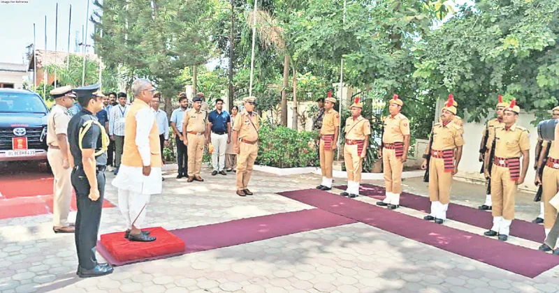 Sikkim Guv Om Mathur visits Salasar, Khatu Shyamji Temples