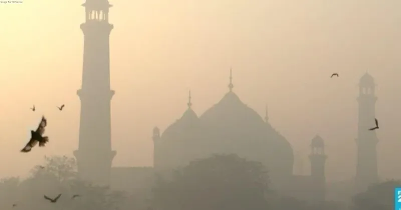 Pakistan: Lahore ranks as world's most polluted for second time this week