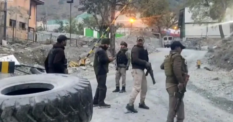 J-K: NIA team arrives at Gangangir terror attack site in Ganderbal district