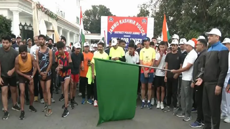 DIG Shiv Kumar Sharma flags off 'Run for Unity' marathon in Jammu