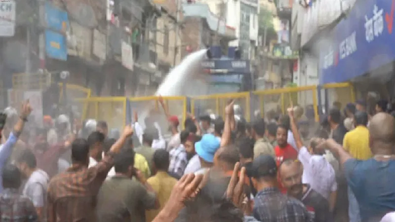 After Sanjauli protests break out in Mandi over alleged illegal mosque construction, water cannon used to disperse crowd