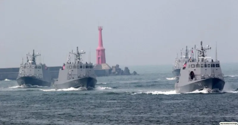 Taiwan reports increased Chinese military activity; detects 8 aircraft, 7 naval vessels