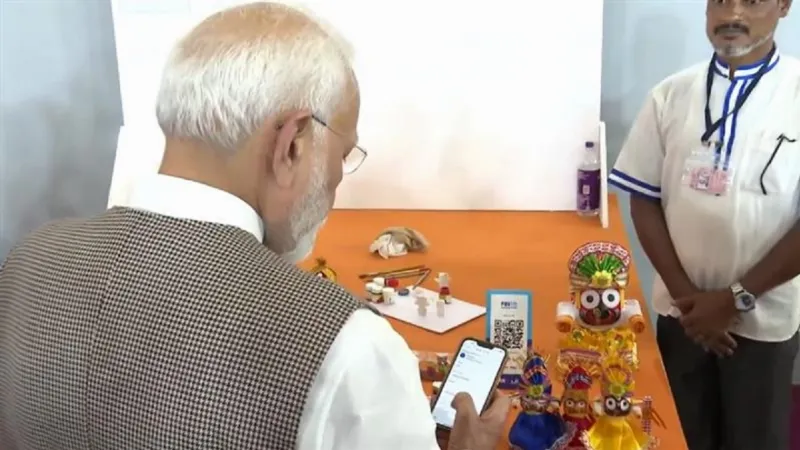 PM Modi buys artefact of Lord Jagannath, makes digital payment at 'PM Vishwakarma' exhibition in Wardha