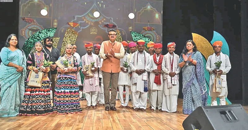 Raj folk artist Dayaram & team perform in Akashvani’s ‘Maati Ke Rang’ event