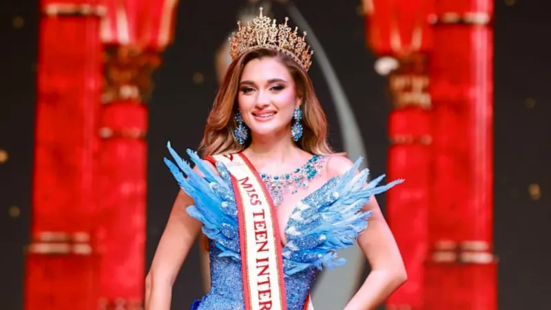 Spain’s Lorena Ruiz Crowned Miss Teen International 2025; Participa...