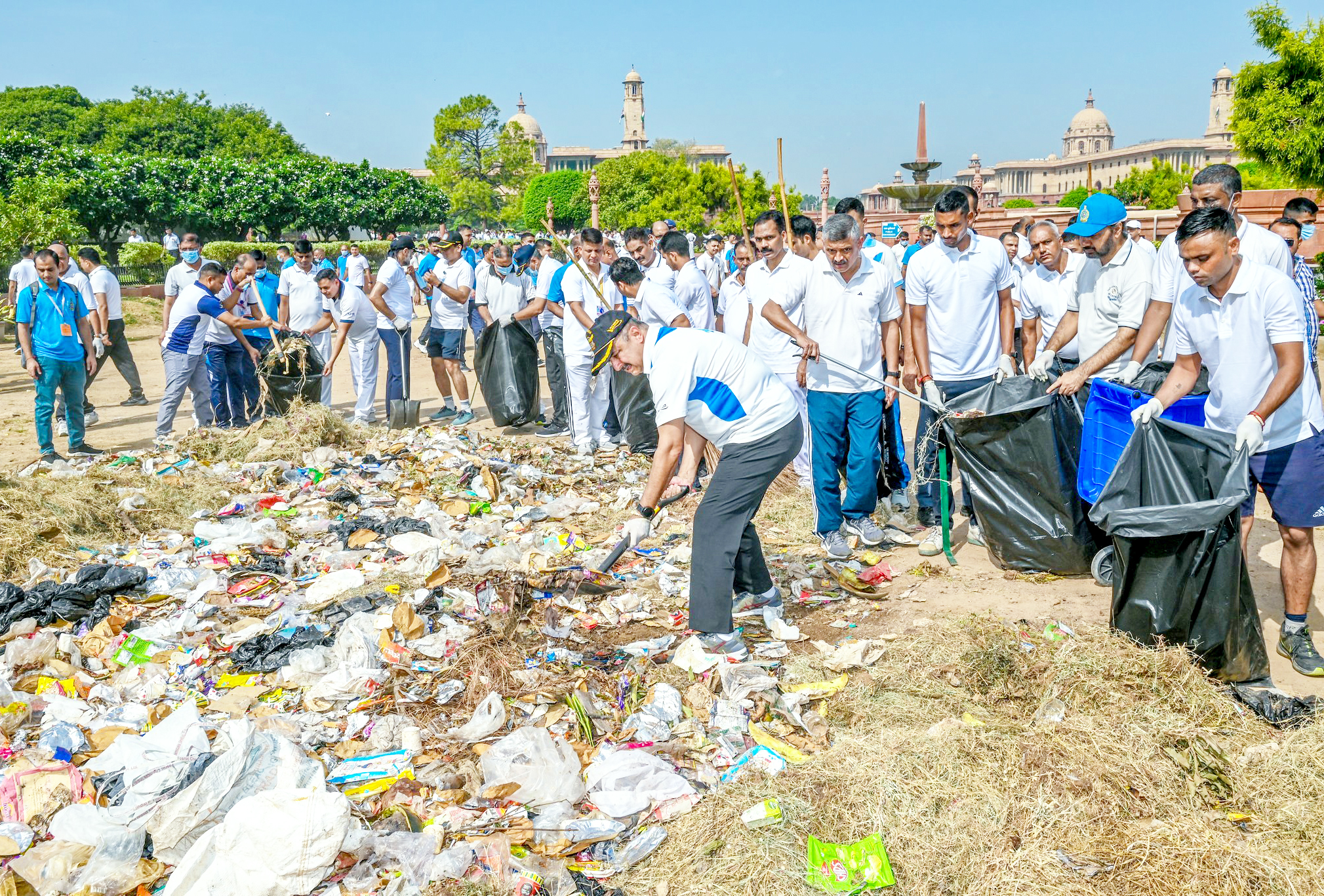 Chief of the Air Staff, Air Chief Marshal VR Chaudhari takes part in the 'Swachhata Hi Seva' program at Vijay Chowk lawn, in New Delhi.