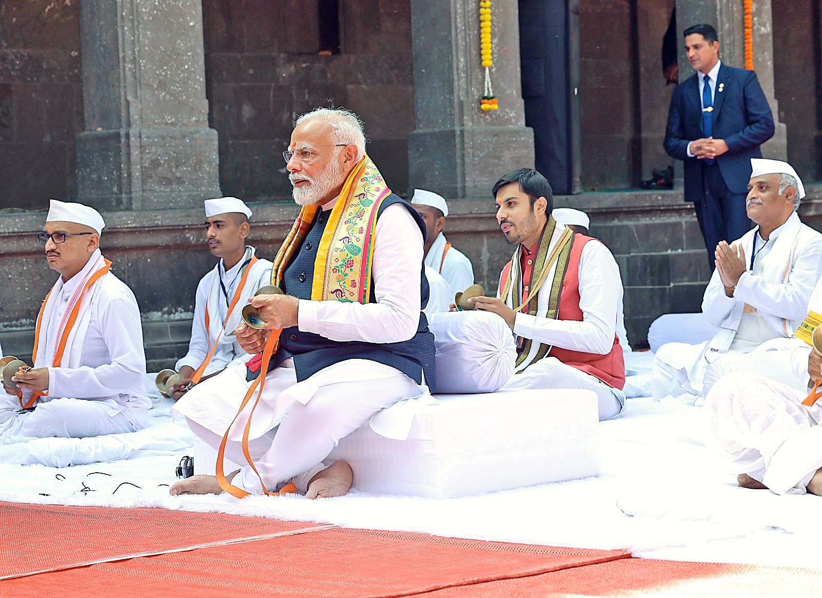 Modi lends ears to bhajan at Shree Kalaram Mandir.