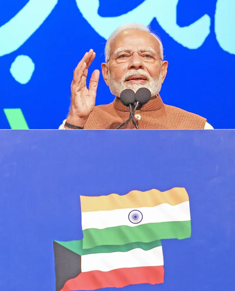 PM Modi addresses at 'Hala Modi' event.